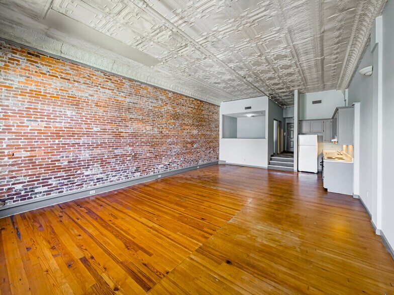 More Photos Of 113 N Patterson St, Valdosta Apartments For Sale