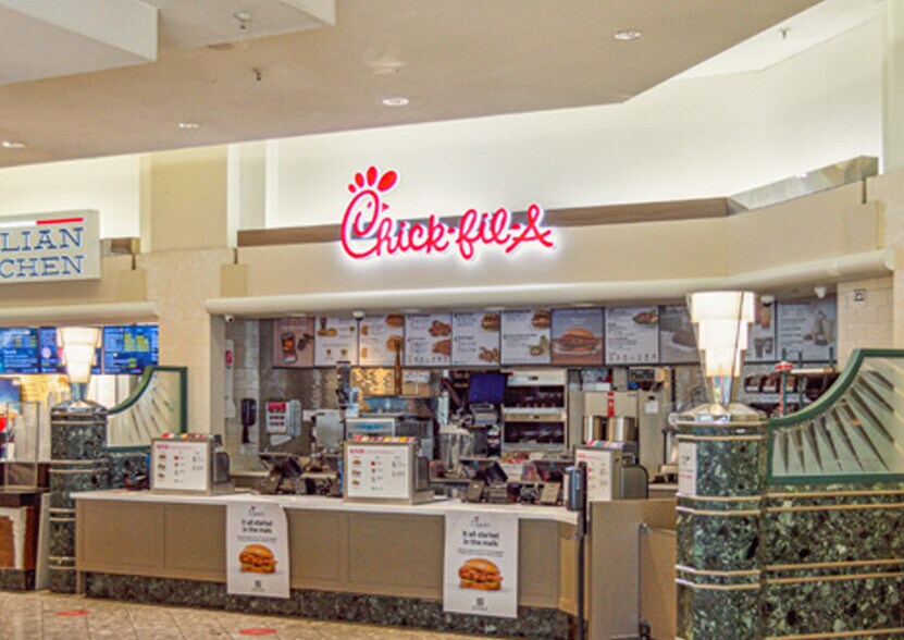 More Photos Of 5043 Tuttle Crossing Blvd, Dublin General Retail For Lease