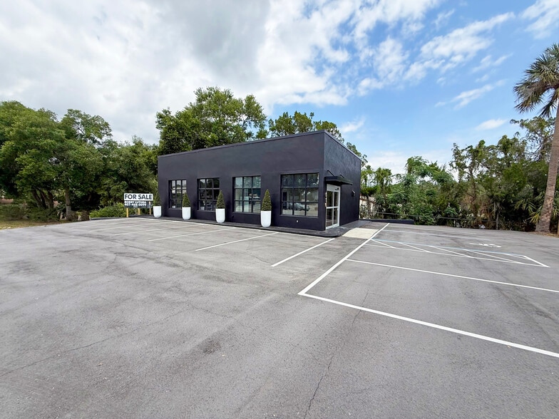 Primary Photo Of 516 W Highway 50, Clermont Storefront Retail Office For Sale