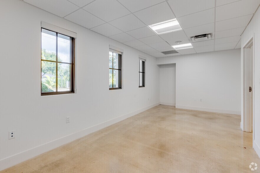 More Photos Of 6900 SW 80th St, Miami Medical For Sale