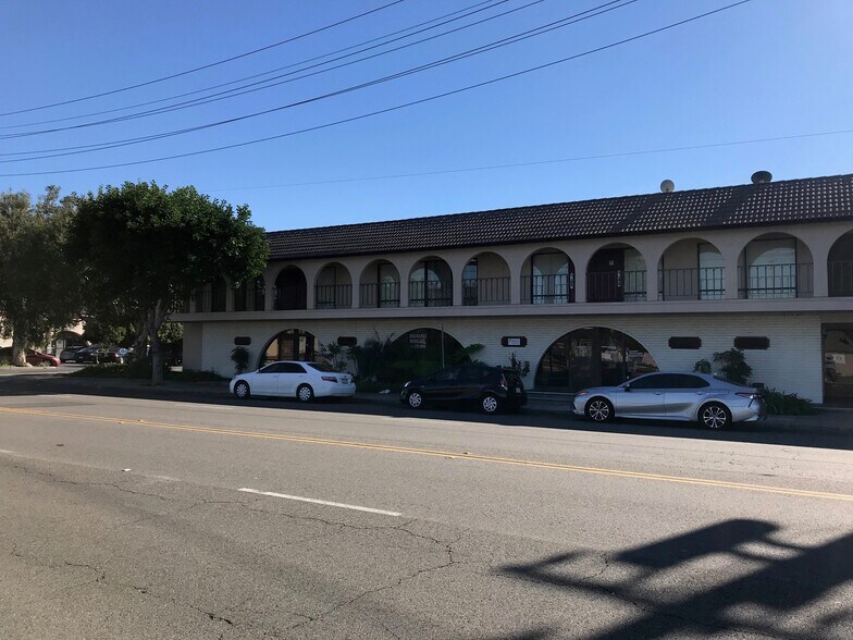 More Photos Of 11562-11590 Trask Ave, Garden Grove Flex For Lease