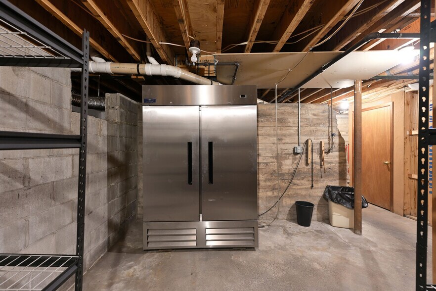 More Photos Of 23694 Clam Lake Rd, Clam Lake Restaurant For Sale