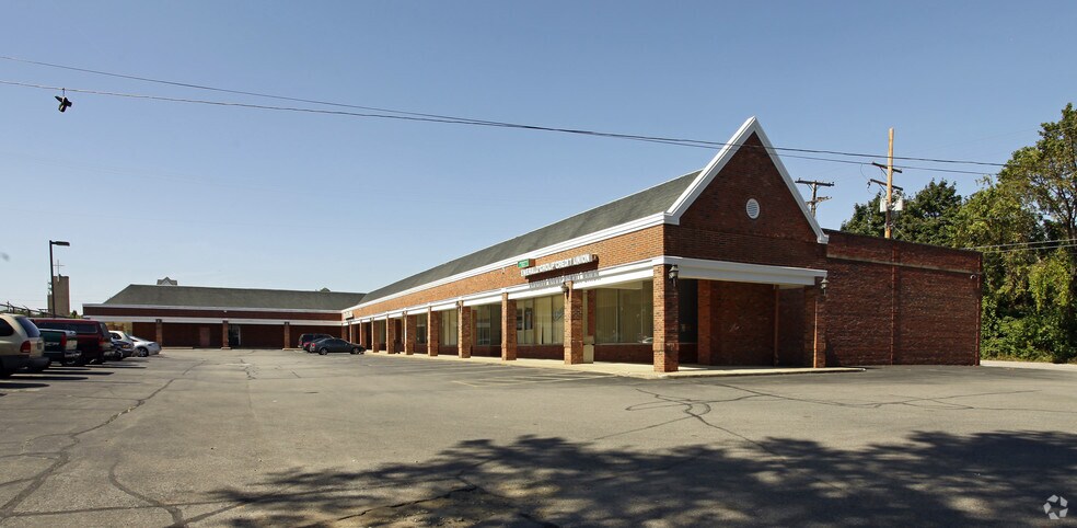 More Photos Of 6511-6551 Brecksville Rd, Independence Unknown For Lease