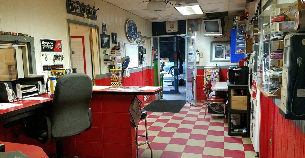 More Photos Of 12535 S Halsted St, Chicago Auto Repair For Sale