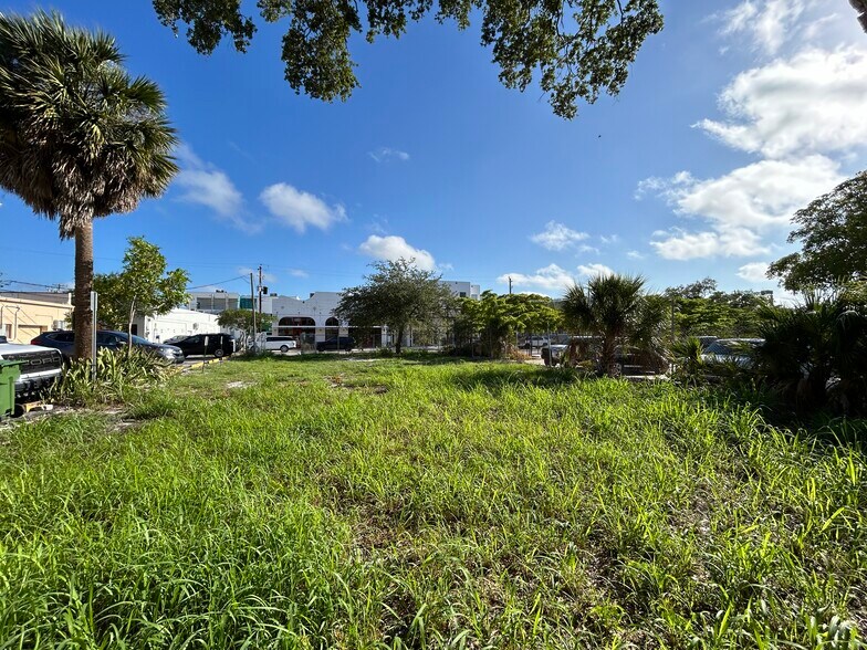 More Photos Of 1420 5th St, Sarasota Land For Sale