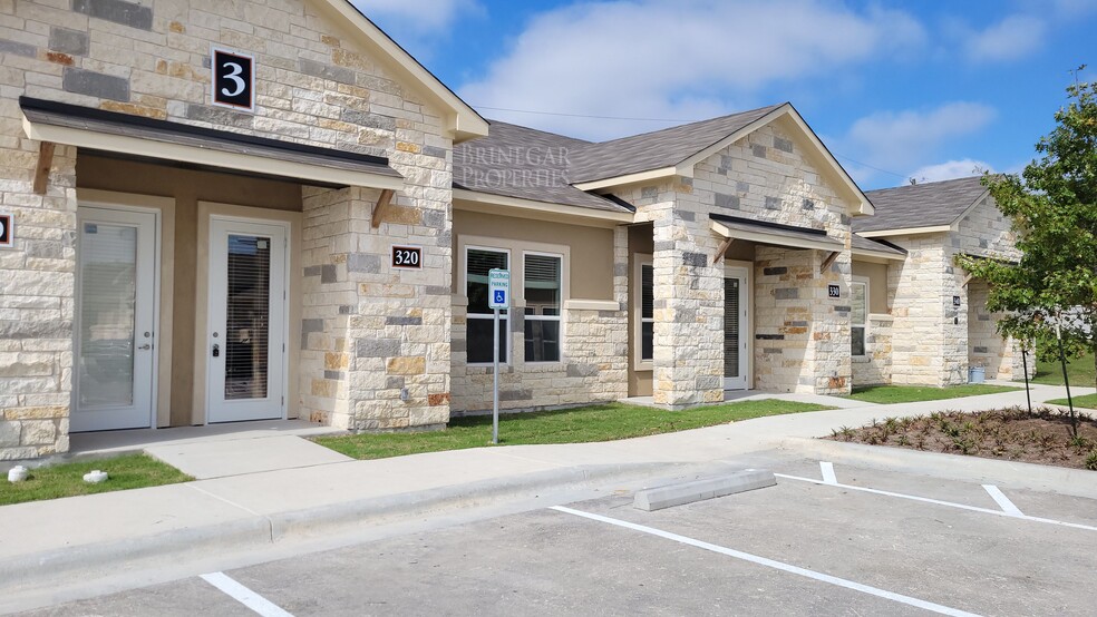 Primary Photo Of 1000 Gattis School Rd, Round Rock Office For Lease