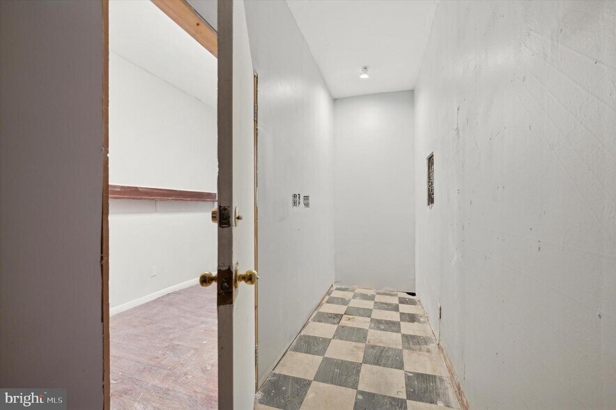 More Photos Of 2808 Germantown Ave, Philadelphia Storefront Retail Residential For Sale