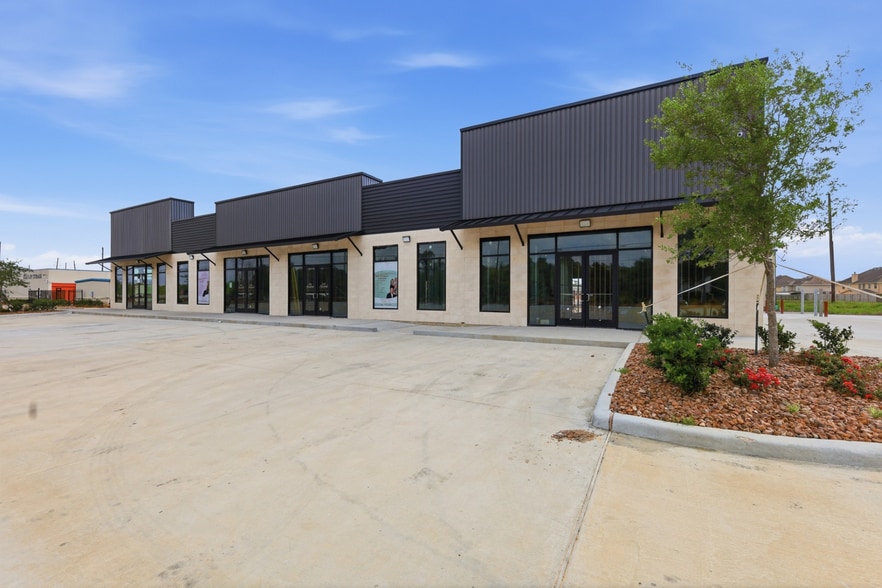More Photos Of 8830 FM 3180, Baytown Unknown For Lease