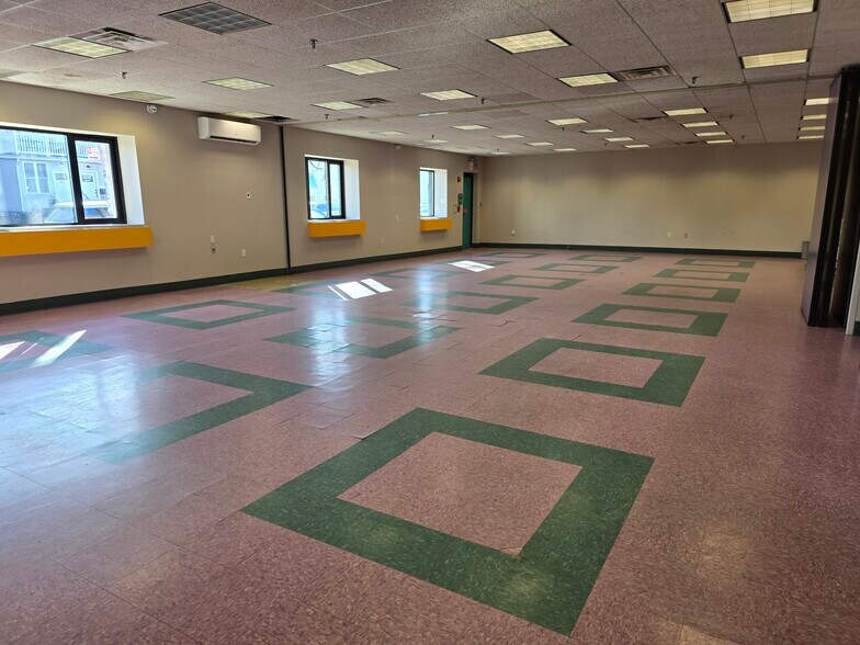 More Photos Of 6202 16th Ave, Brooklyn Rehabilitation Center For Lease
