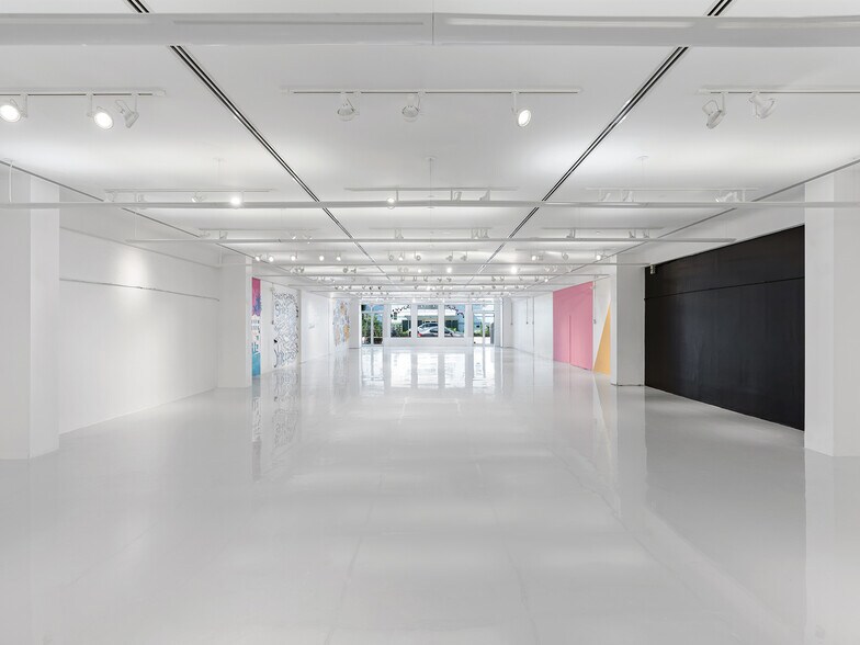 More Photos Of 721 Collins Ave, Miami Beach Storefront For Sale