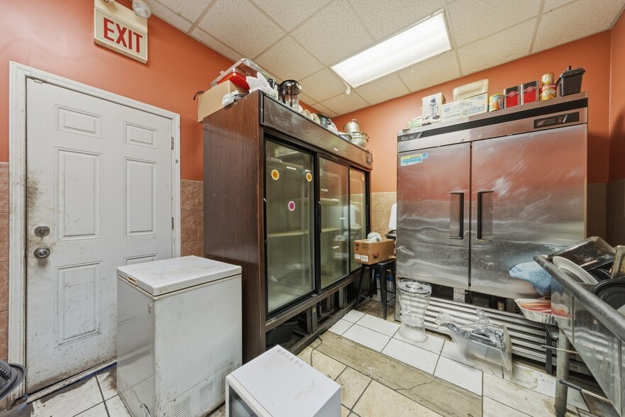 More Photos Of 518 Western ave, Chicago Apartments For Sale