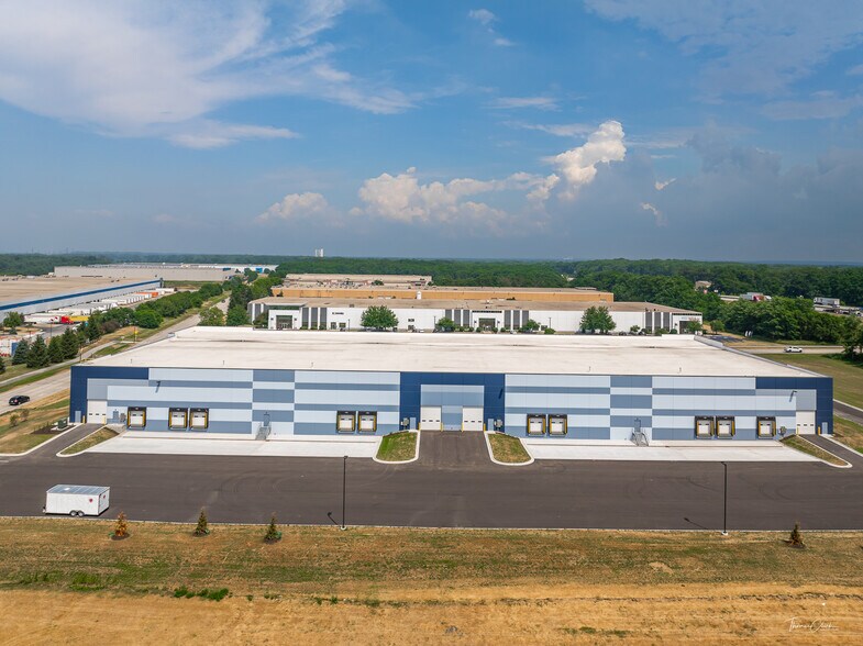 More Photos Of 1680 Jensen Drive, Portage Warehouse For Lease