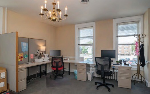More Photos Of 1749 N Prospect Ave, Milwaukee Office For Sale