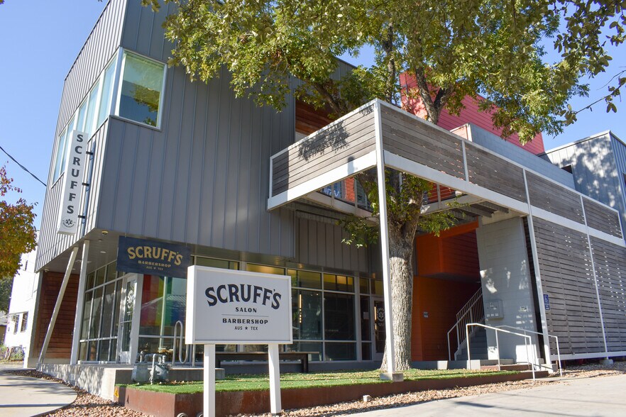 More Photos Of 1632 S 1st St, Austin Office For Lease