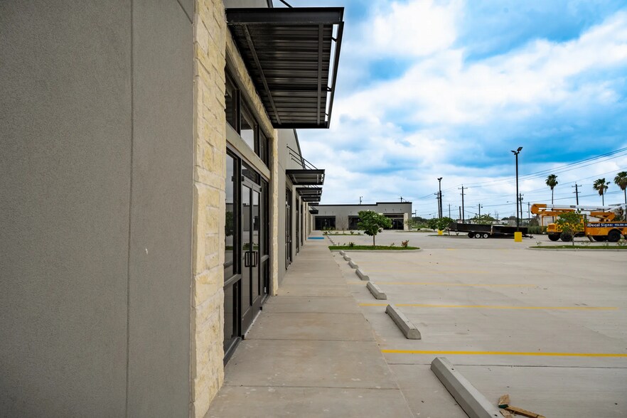 More Photos Of 2519 Closner blvd, Edinburg Unknown For Lease