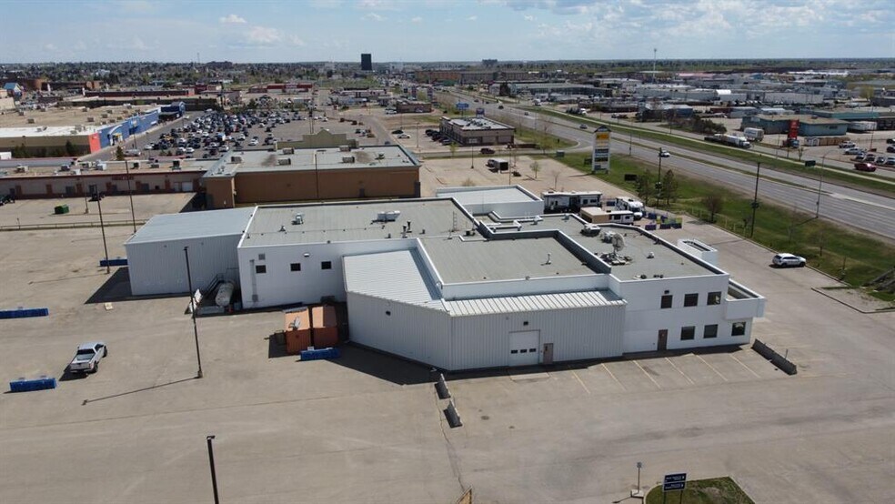 More Photos Of 10101 112 St, Grande Prairie Auto Dealership For Sale