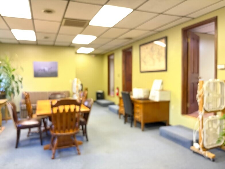 More Photos Of 13-15 S Main St, Oneonta Office For Sale