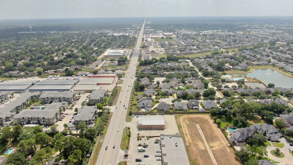 More Photos Of 4022 Louetta Rd, Spring Auto Dealership For Lease