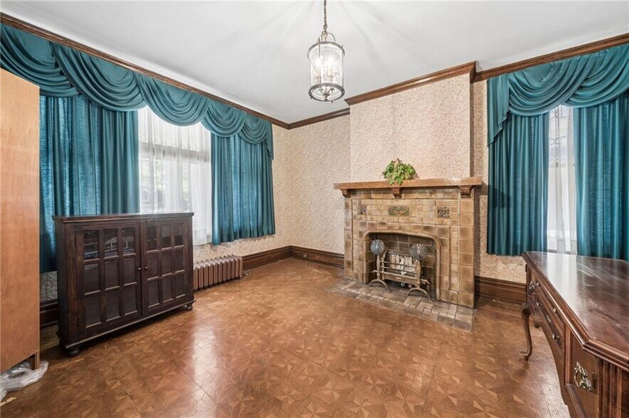 More Photos Of 112 Alexander Ave, Greensburg Office Residential For Sale