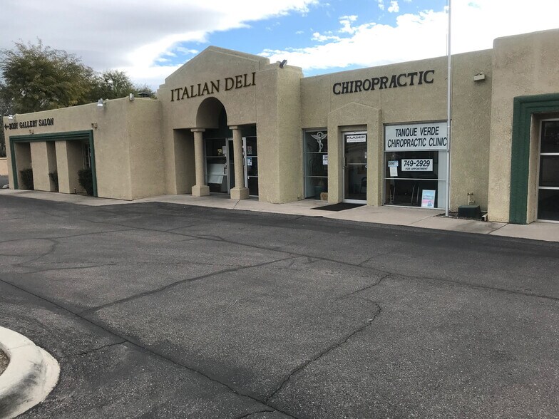 More Photos Of 9100 E Tanque Verde Rd, Tucson Storefront Retail Office For Lease