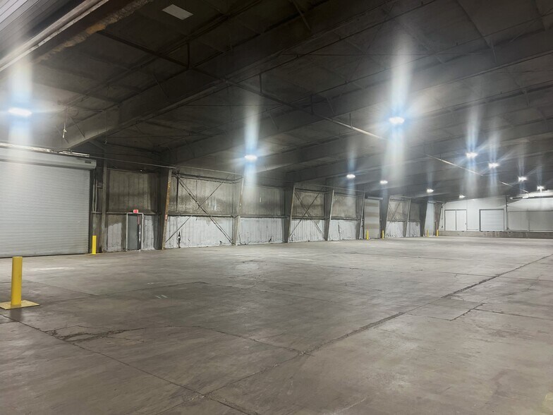 More Photos Of 3045 S Avenue 3 E, Yuma Warehouse For Lease