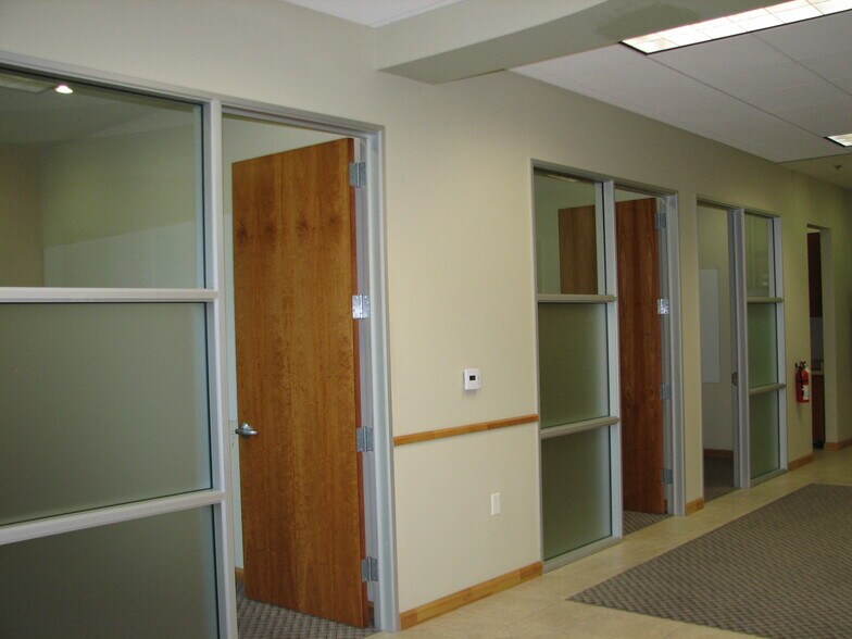 More Photos Of 9650 Research Dr, Irvine Office For Lease
