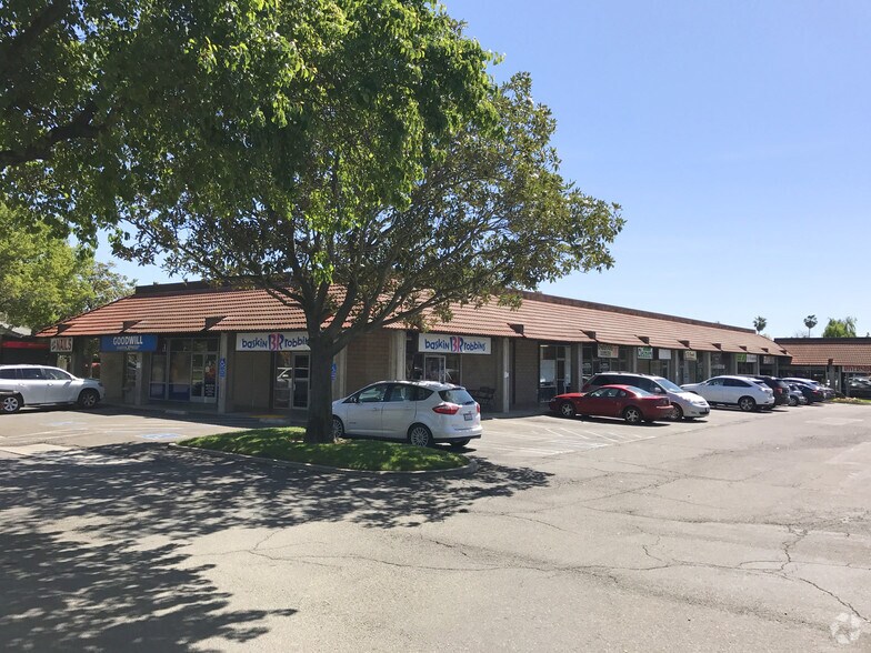 More Photos Of 6375-6395 Riverside Blvd, Sacramento General Retail For Sale