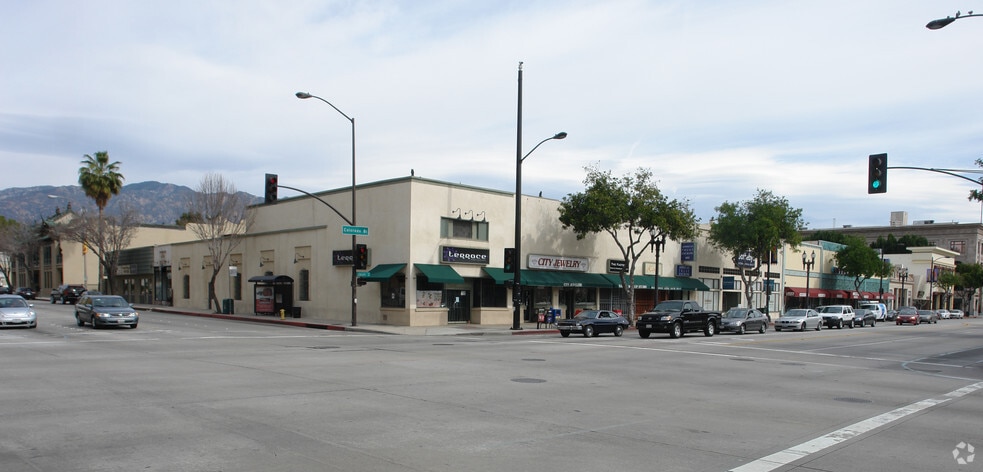 Primary Photo Of 443-453 E Colorado Blvd, Pasadena Storefront For Lease
