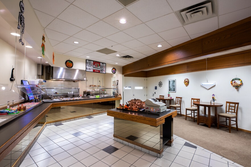 More Photos Of 9111 E Douglas Ave, Wichita Office For Lease