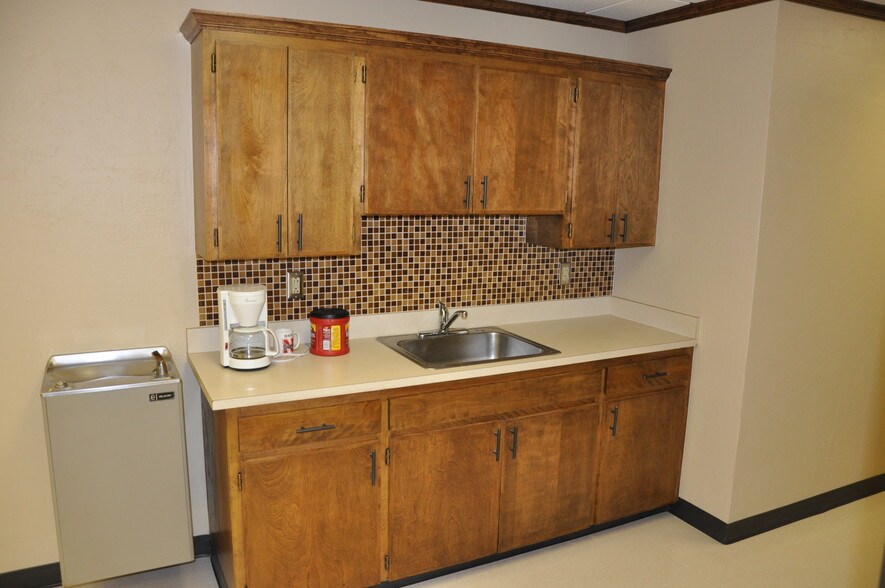 More Photos Of 1100-1104 S Fillmore St, Amarillo Office For Lease