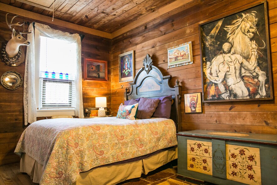 More Photos Of 12400 E Texas St, Burton Freestanding For Sale