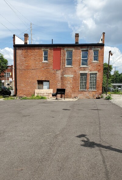 More Photos Of 941 W Broad St, Columbus Storefront Retail Office For Sale