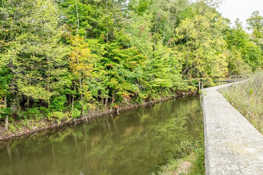 More Photos Of 0 Main Street St, Watervliet Land For Sale
