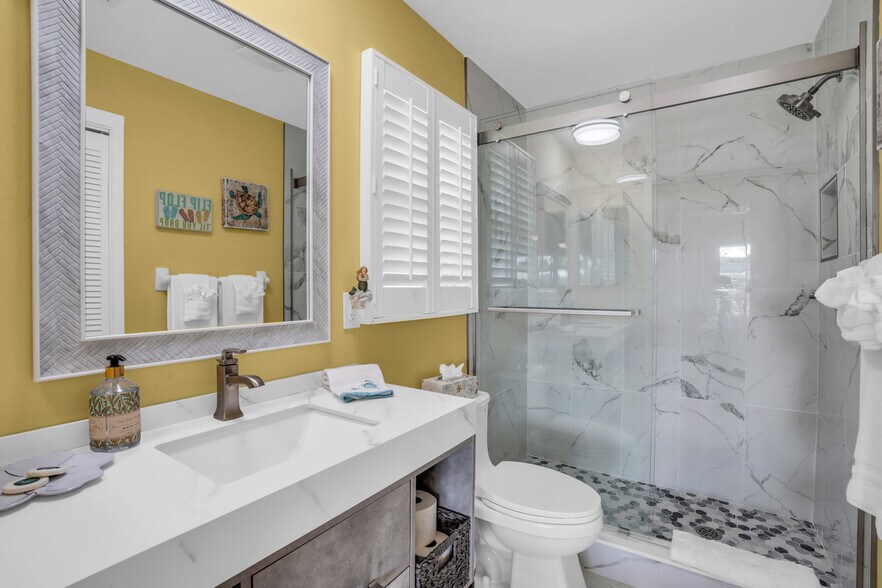 More Photos Of 218 Primo Dr, Fort Myers Beach Apartments For Sale