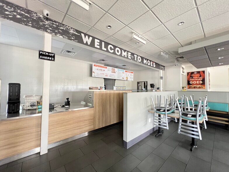 More Photos Of 2161 N Morton St, Franklin General Retail For Lease