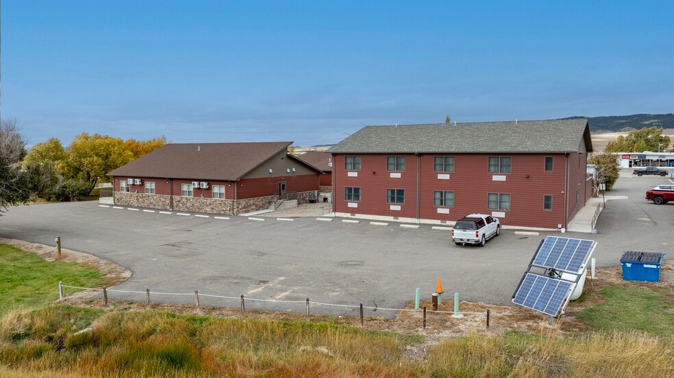 More Photos Of 202 W Main St, White Sulphur Springs Hotel For Sale