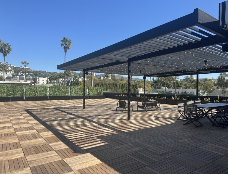 More Photos Of 8235 Santa Monica Blvd, West Hollywood Loft Creative Space For Lease