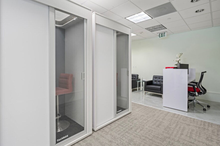 More Photos Of 1200 Brickell Ave, Miami Office For Sale