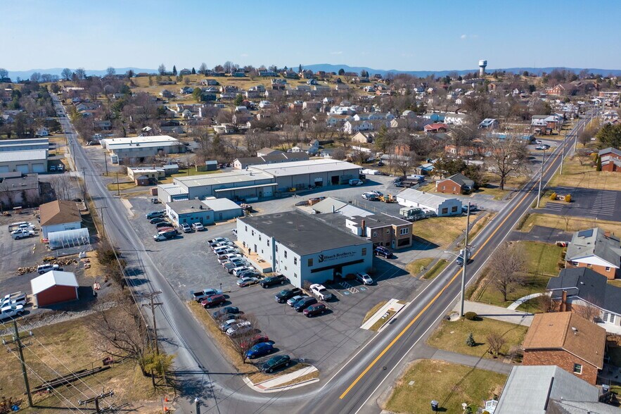 More Photos Of 911 Chicago Ave, Harrisonburg Manufacturing For Sale