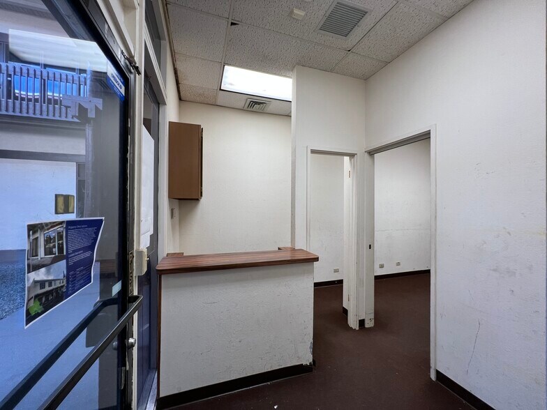 More Photos Of 302 California Ave, Wahiawa Medical For Sale
