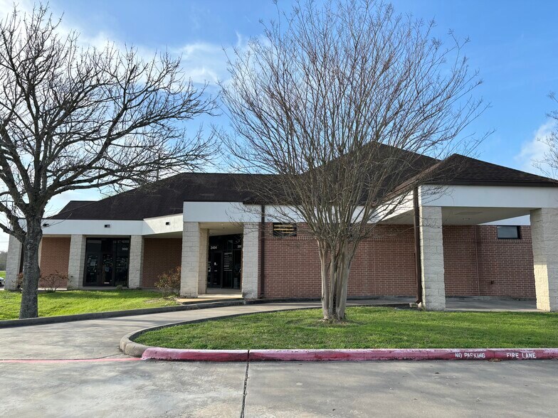 More Photos Of 2404 Smith Ranch Rd, Pearland Medical For Lease