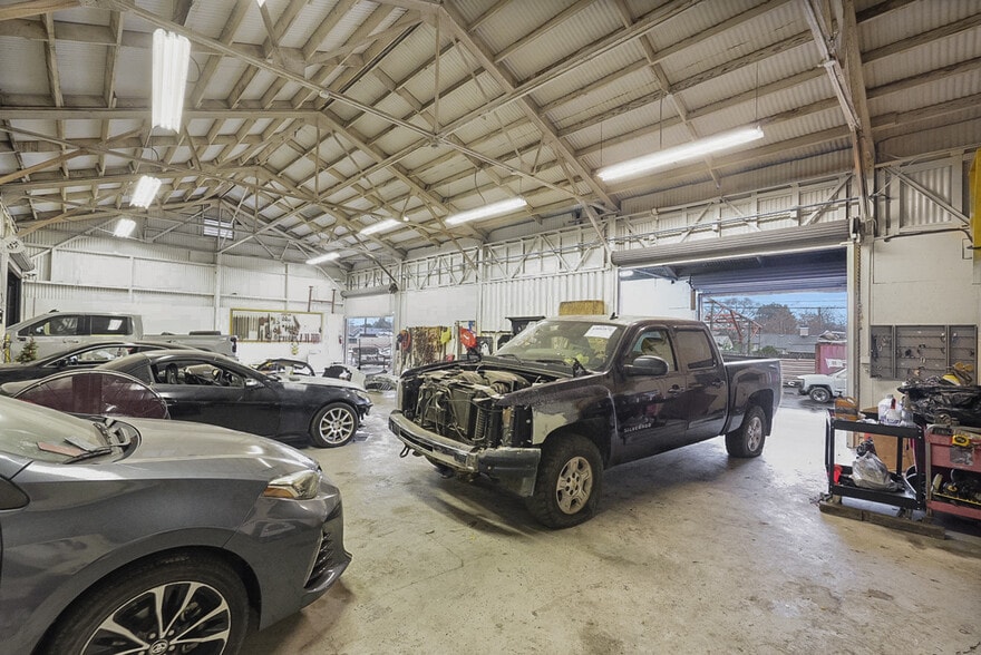 More Photos Of 1030 N Union St, Stockton Warehouse For Sale