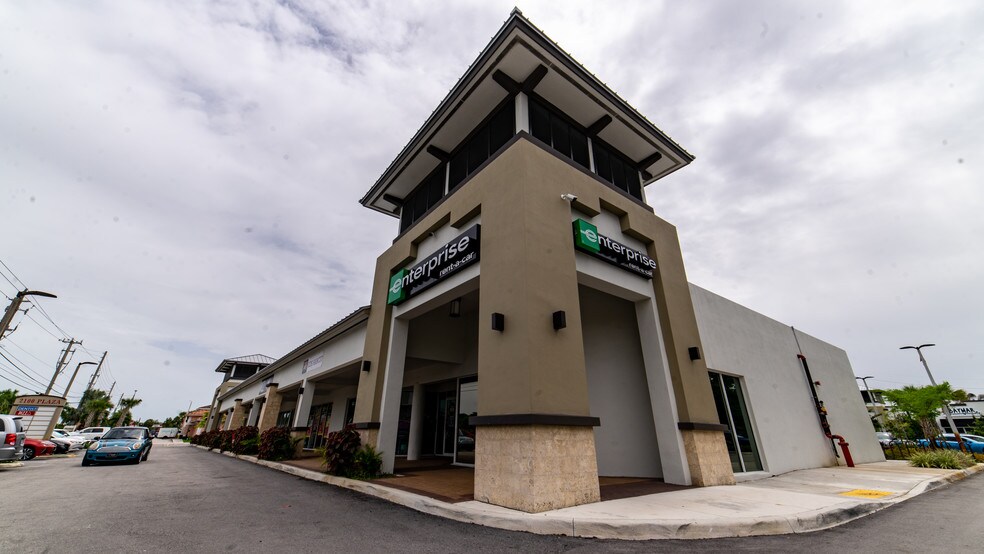 More Photos Of 2100 NW 107th Ave, Sweetwater Storefront For Lease