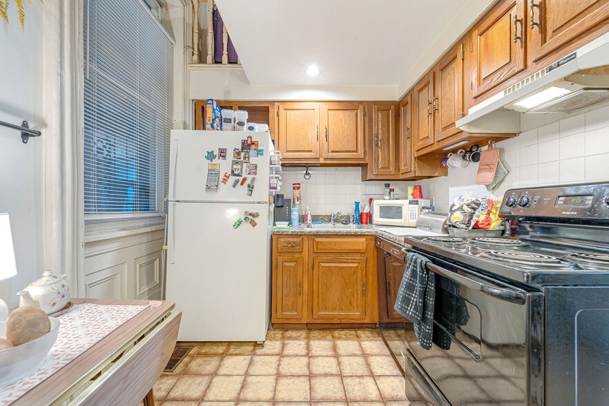 More Photos Of 1531 Green St, Philadelphia Apartments For Sale