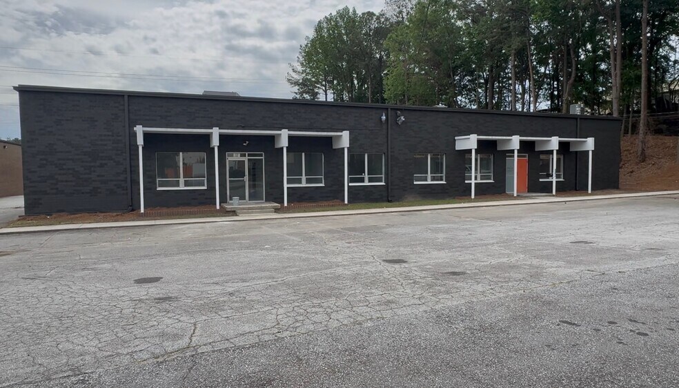 More Photos Of 3565 McCall Pl, Doraville Distribution For Lease