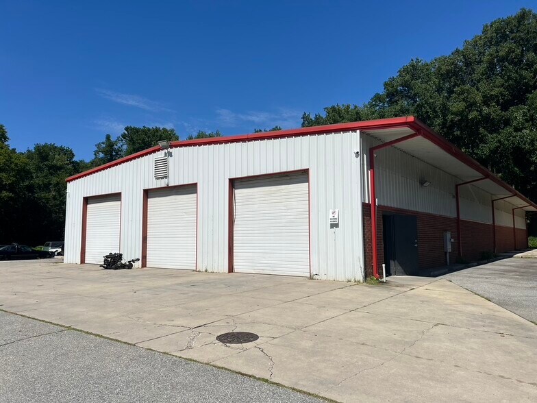 More Photos Of 1520 Alamance Church Rd, Greensboro Warehouse For Lease