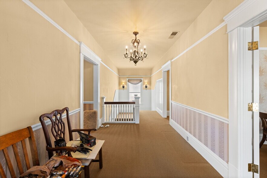 More Photos Of 503 W Palm Dr, Placentia Office Residential For Lease