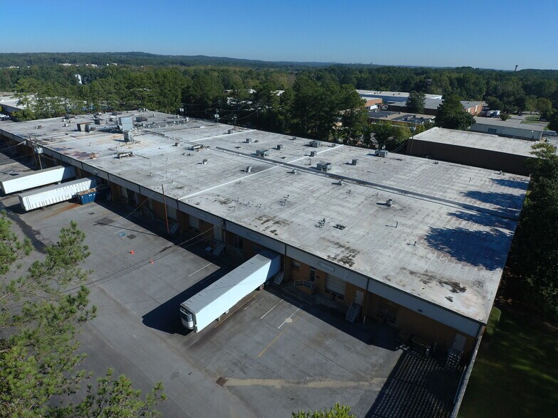 More Photos Of 4507 Mills Pl SW, Atlanta Warehouse For Lease