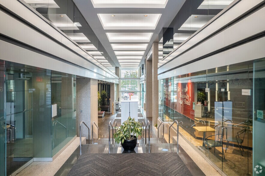 More Photos Of 30 St Clair Ave W, Toronto Office For Lease