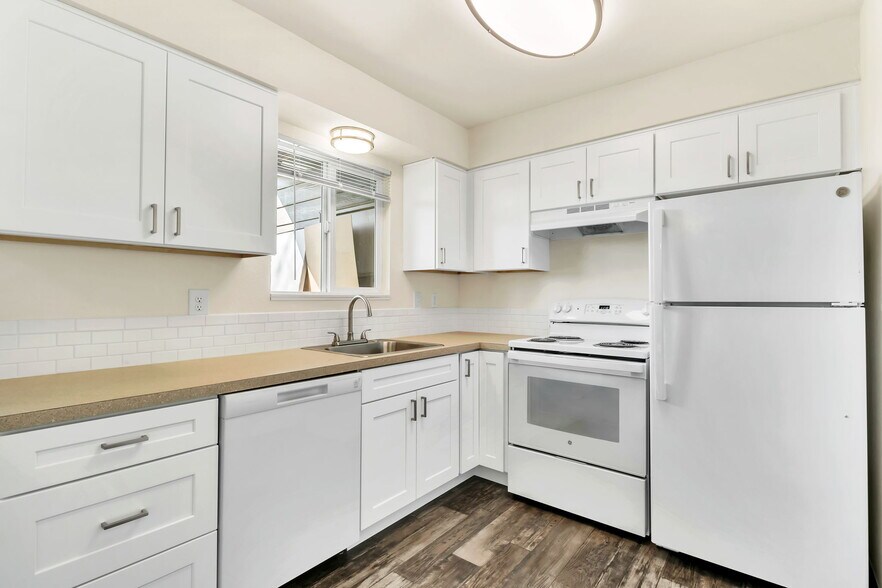 More Photos Of 17726 SE Division St, Portland Apartments For Sale